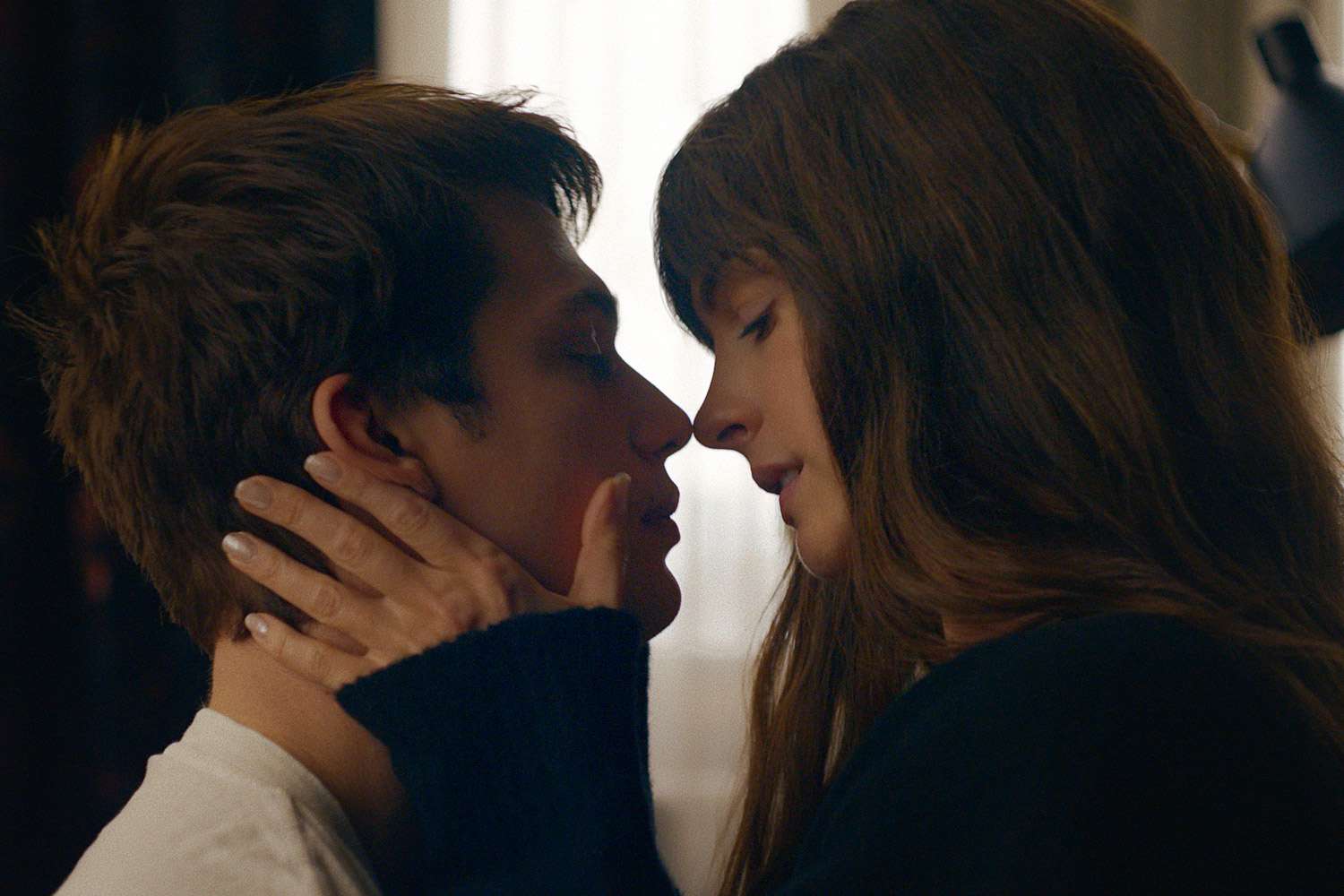 Anne Hathaway And Nicholas Galitzine Smolder In Age-gap Romance