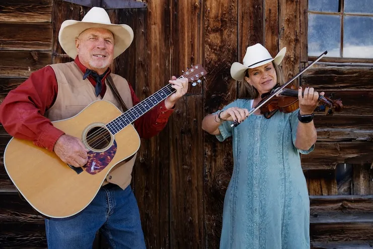 60 Classic Country Songs from the 1990s to Relive the